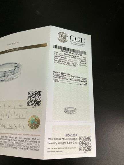 CERTIFIED 18K WHITE GOLD DIAMOND RING / BAND