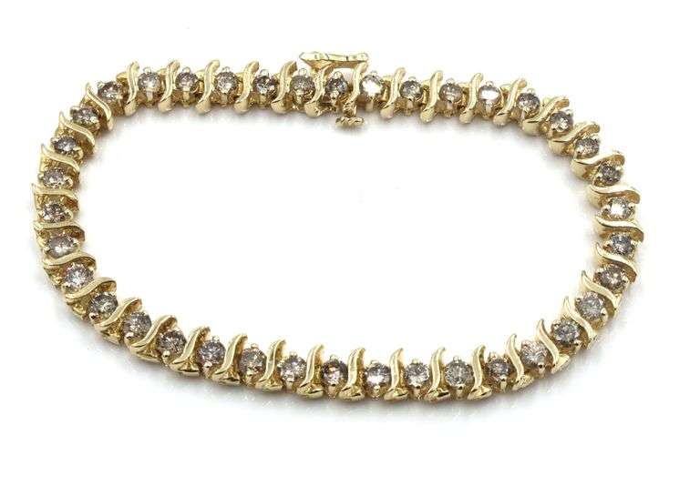 14kt Yellow gold 3.80ctw diamond S tennis bracelet