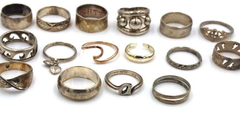 Group lot of Vintage 925 sterling silver rings
