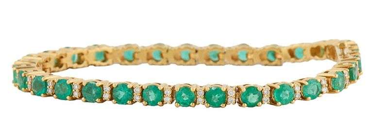 8.50ctw Emerald and 0.40ctw Diamond Tennis Bracelet in 18K