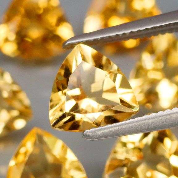Ravishing 10.43ct 10pc golden Citrine set
