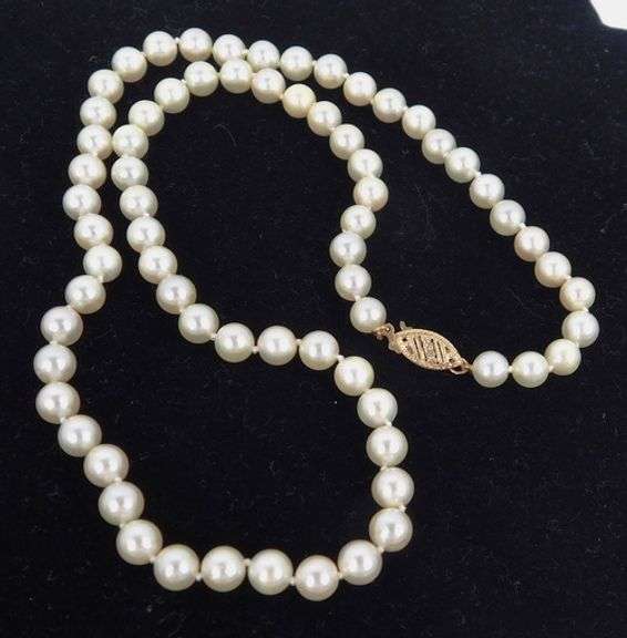 Creamy Cultured Akoya Pearls, 14K Gold Clasp
