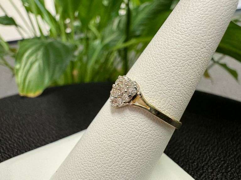 10k Yellow Gold Round White CZ Shield Heart Ring Promise Band Size 7