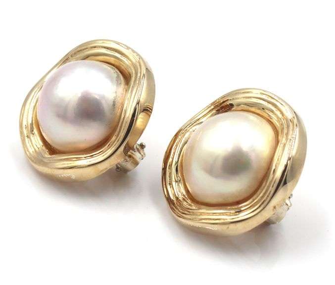 14kt Yellow gold Mabe earrings