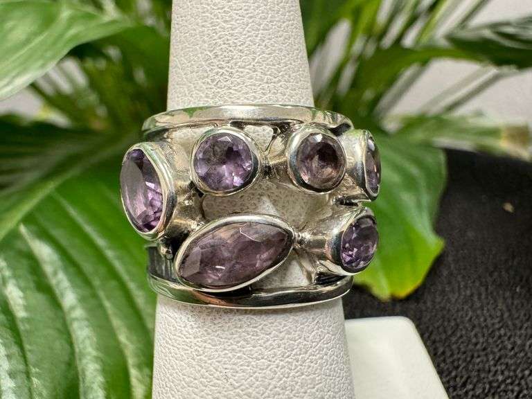 Sterling Silver Natural Gemstone Amethyst Ring Size 7