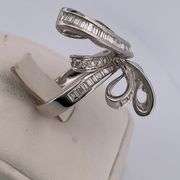 CERTIFIED BRAND NEW 18K WHITE GOLD DIAMOND RING