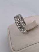 CERTIFIED 18K WHITE GOLD DIAMOND RING / BAND