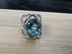 Sterling Silver Blue Topaz Gemstone Ring Size 6
