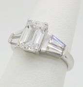 Stunning Certified 3.09CTW Emerald Cut Diamond Ring