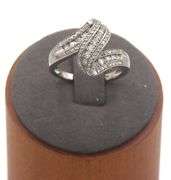 14kt White gold 0.50ctw diamond wave ring