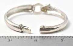 Marcasite Gemstone Jaguar Hinged Bangle Bracelet in Sterling Silver. 23.1 grams.