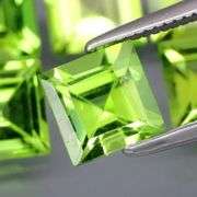 High fire brightly colored 6.26ct Peridot set!