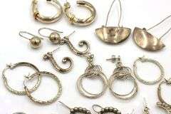 Group lot of Vintage 925 sterling silver earrings