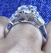 DAZZLING 14K WHITE GOLD LAB DIAMOND ENGAGEMENT RING