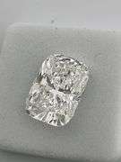 I.G.I CERTIFIED 3.10 CARAT CUSHION CUT DIAMOND