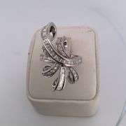 CERTIFIED BRAND NEW 18K WHITE GOLD DIAMOND RING
