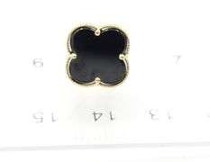 Precious 14K Yellow Gold Motif Black Onyx Stud Earrings