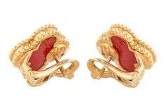 Carnelian Vintage Alhambra Clover Omega Back Earrings in 18K
