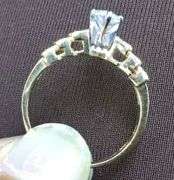 Fascfascinating 14K Yellow Gold Engagement Ring with Marquise Natural Diamond