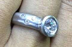 Elegant Platinum Natural Diamond Ring