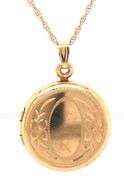 Pretty 14K YG Etched Circular Locket on Necklace