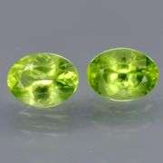 Amazing pair of Pakistan Peridot weighing 2.92cts!