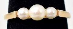 Pretty 14K Yellow Gold Pearl Ring