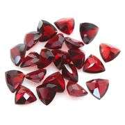 Stunning wine red 10.81ct trillion cut untreated Garnet set