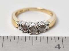 Wonderful 14K Yellow Gold Diamond Ring