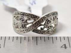 Lovely Vintage Style Ring in 10K White Gold