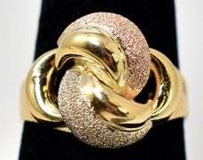 Dazzling 18K Yellow Gold Knot Design Ring