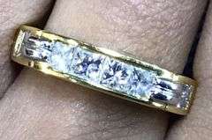 DELICATE 14K YELLOW GOLD NATURAL DIAMOND WEDDING BAND
