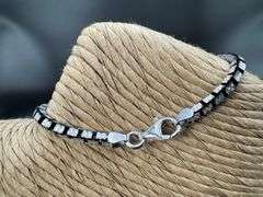 Italian Sterling Silver 925 Diamond Cut Box 8" Bracelet with Diamond Cuts and Rhodium Finish