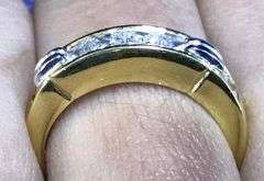 DELICATE 14K YELLOW GOLD NATURAL DIAMOND WEDDING BAND