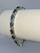 18 Kt White Gold Plated Lab Simulated 16.5 Cttw Midnight Blue Sapphire Tennis Bracelet