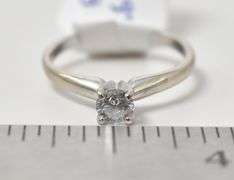 Brilliant Approx. 0.25CTS Solitaire Diamond Ring in 14K White Gold