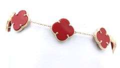 Darling 14K Yellow Gold Coral Motif Clover Bracelet