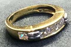DELICATE 14K YELLOW GOLD NATURAL DIAMOND WEDDING BAND