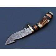 Damascus Steel Hunting Knife with Stag Horn Handle