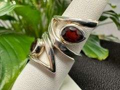 Sterling Silver Natural Gemstone Garnet Ring Size 6