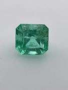 CERTIFIED 0.87 CARAT NATURAL GREEN EMERALD