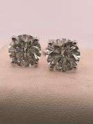 CERTIFIED BRAND NEW 10.00 CARATS DIAMOND STUDS. AMAZING