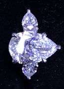 DAZZLING 14K WHITE GOLD LAB DIAMOND ENGAGEMENT RING