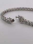 CERTIFIED BRAND NEW 14K WHITE GOLD TENNIS BRACELET. 11.00 CARATS OF DIAMONDS.