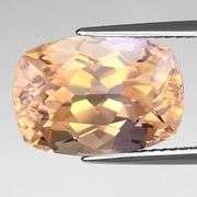 Extremely rare! Untreated! Real 7.47ct VS Padparadscha Quartz!
