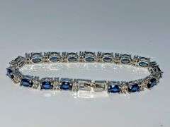 18 Kt White Gold Plated Lab Simulated 16.5 Cttw Midnight Blue Sapphire Tennis Bracelet