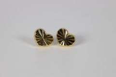 10k Yellow Gold Diamond-Cut Shiny Heart Stud Earrings