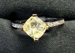 18K Two Tone Gold Natural Diamond Engagement Ring