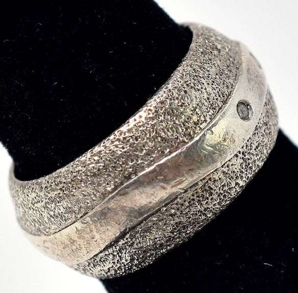 Textured Band Ring with Three Gemstones in Sterling Silver