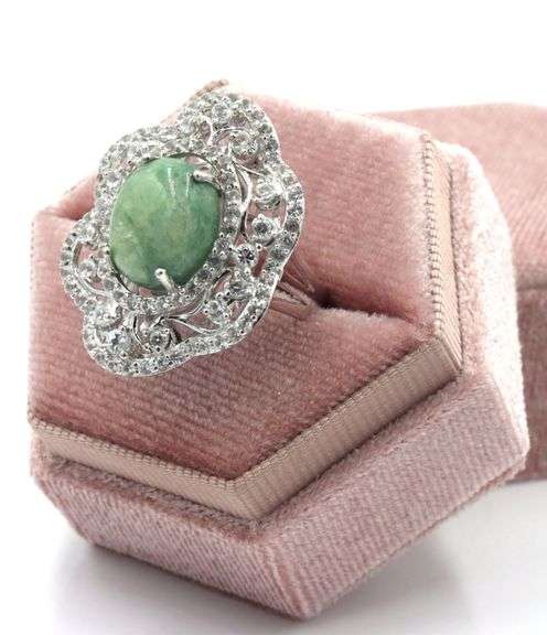 Exquisite 7.75CTS Oval Shaped Cabochon-Cut Natural Emerald & 2.35CTW White Sapphire ring in Sterling